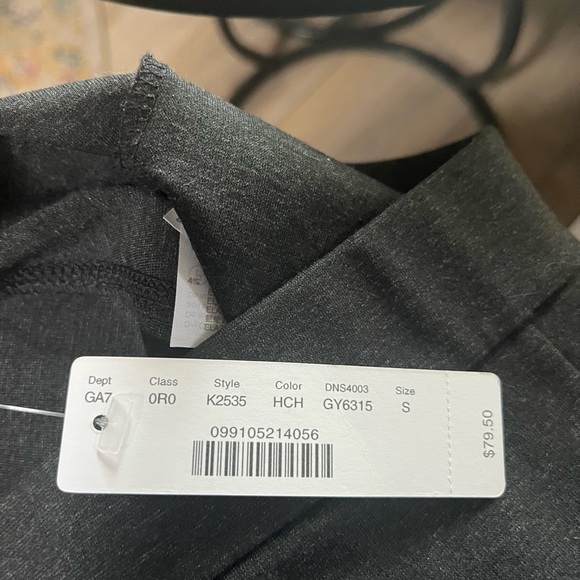 J.Crew popular slimming pants style, the “Any Day” pant. Size S - Picture 6 of 9